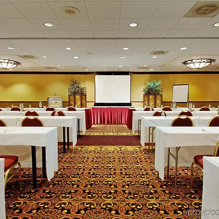 Doubletree By Hilton Mclean Tysons 