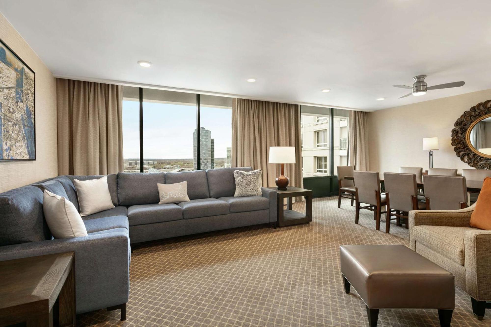 Doubletree By Hilton Mclean Tysons Hotel Tysons Corner