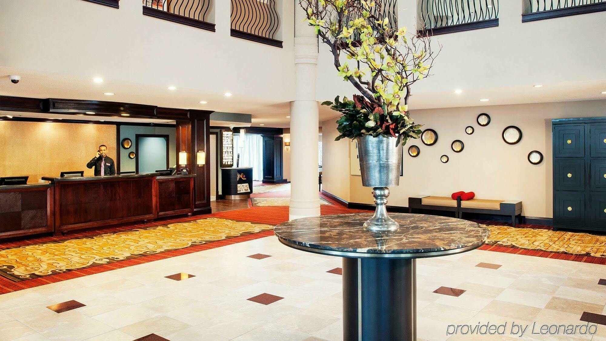 Doubletree By Hilton Mclean Tysons Hotel