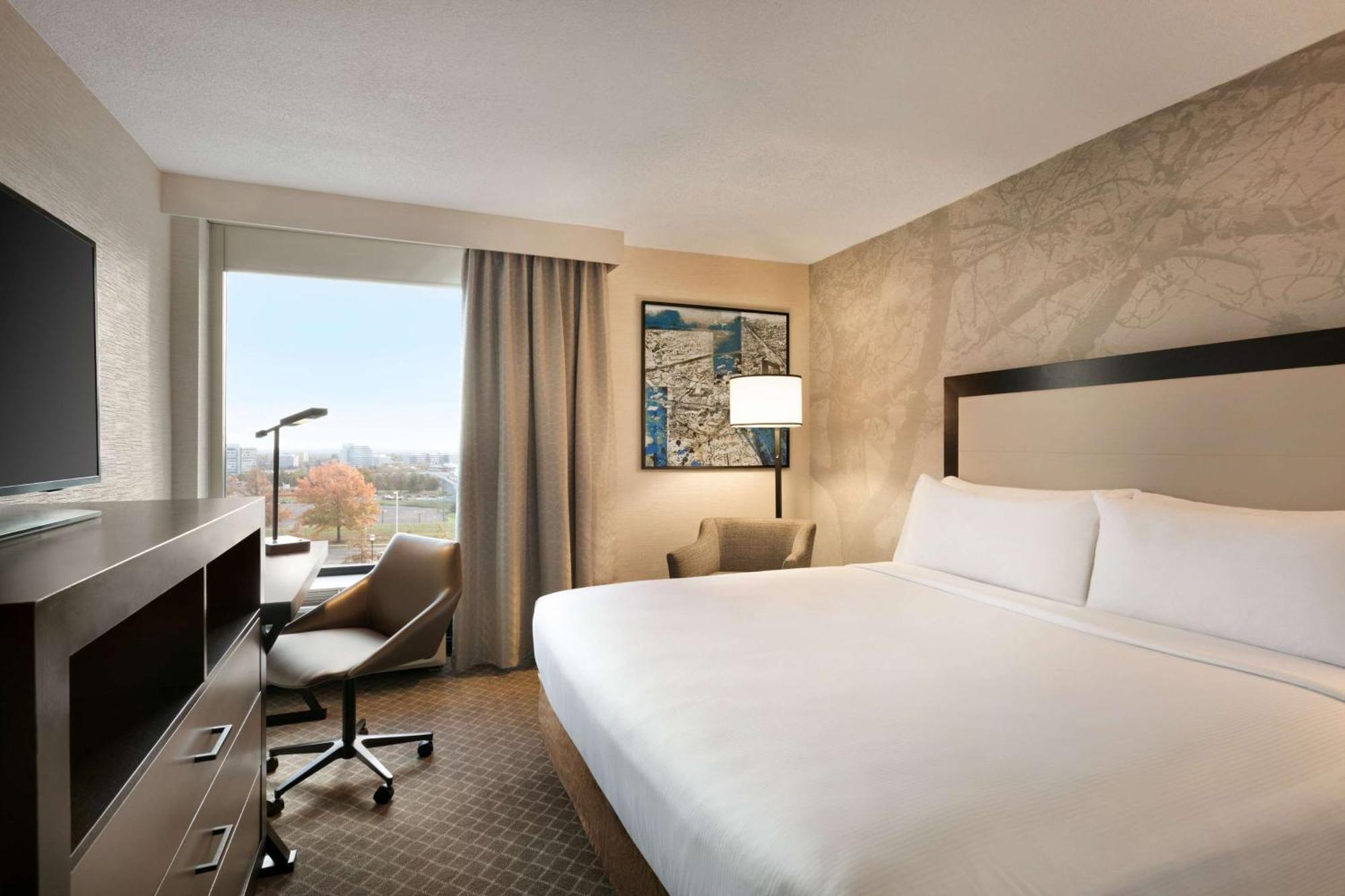 Doubletree By Hilton Mclean Tysons Hotel Tysons Corner