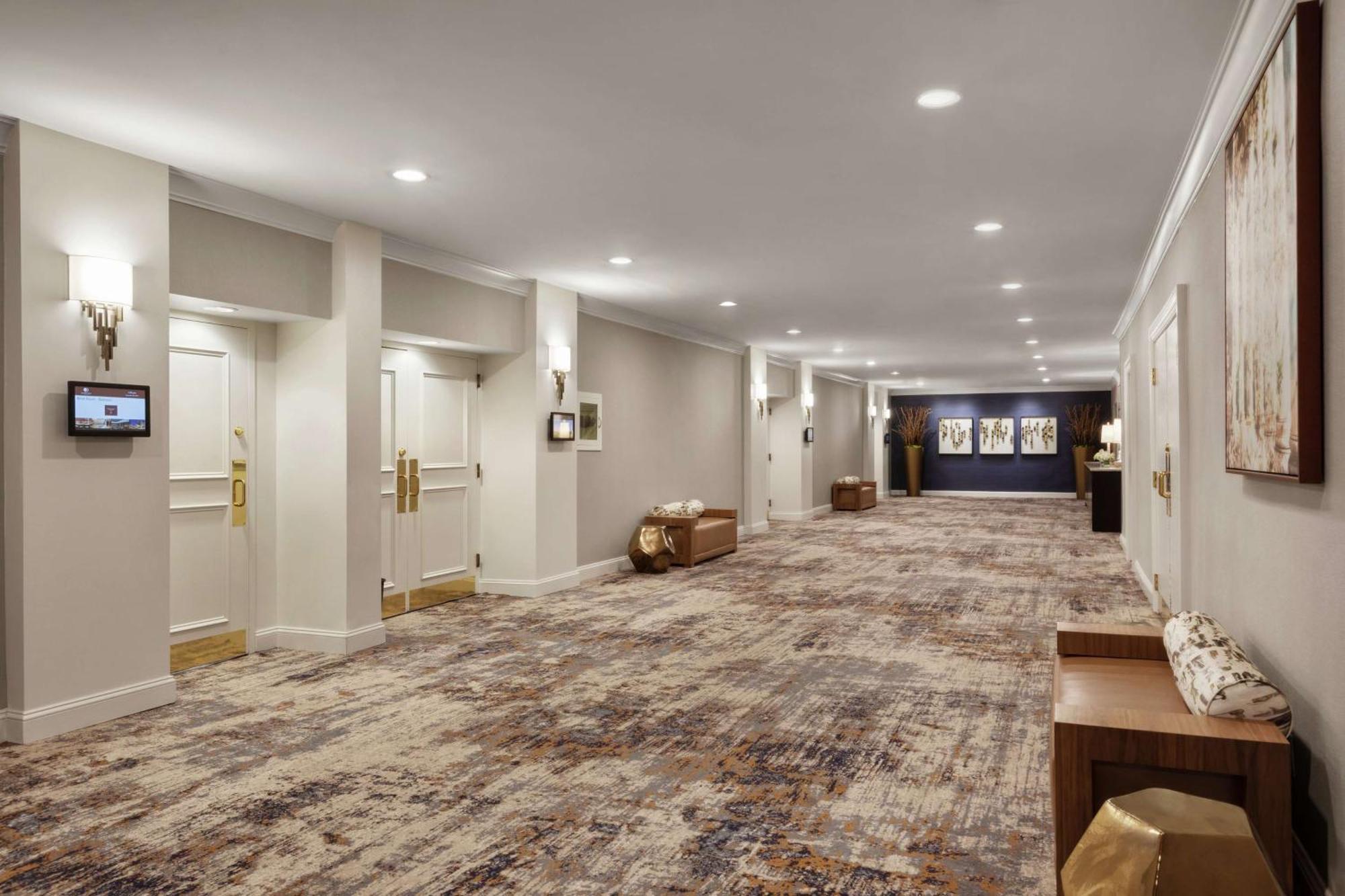 Doubletree By Hilton Mclean Tysons Hotel Tysons Corner