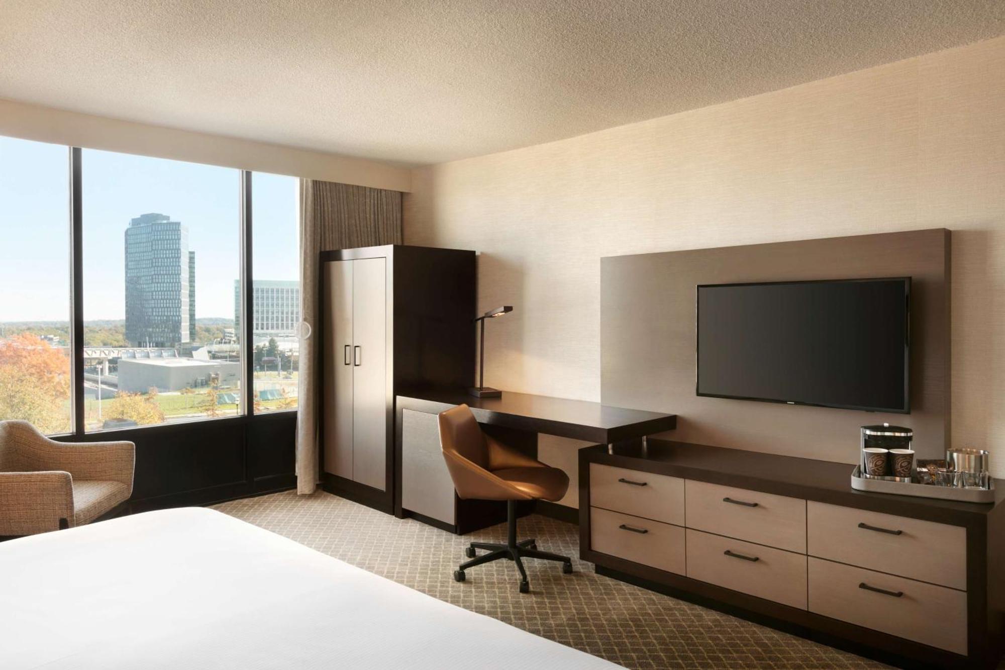 Doubletree By Hilton Mclean Tysons Hotel 4*