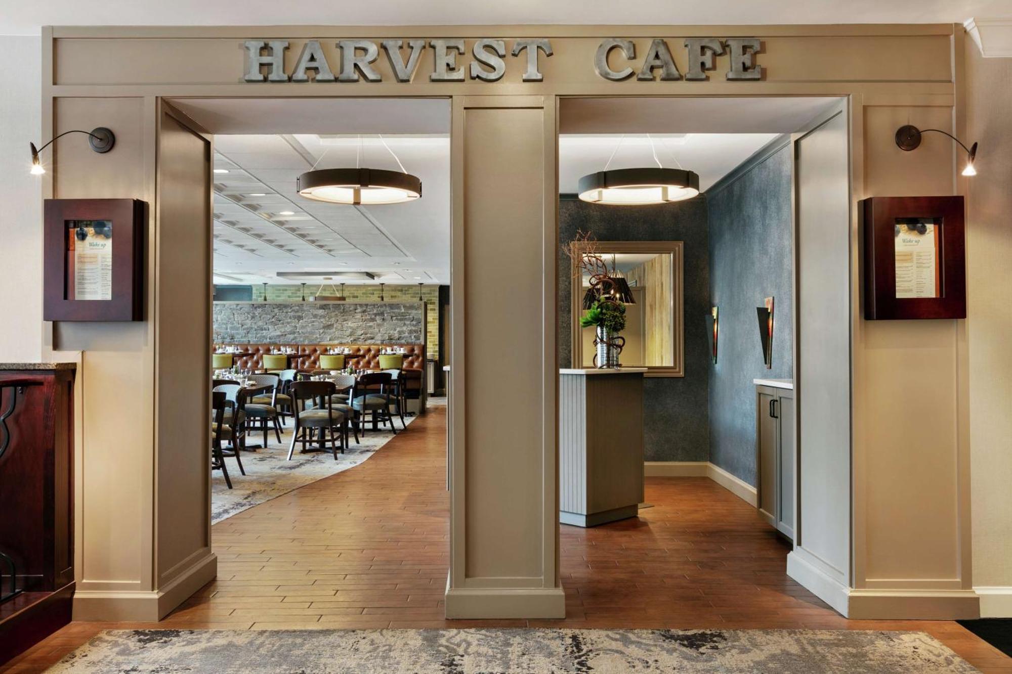 Hotel Doubletree By Hilton Mclean Tysons 4*