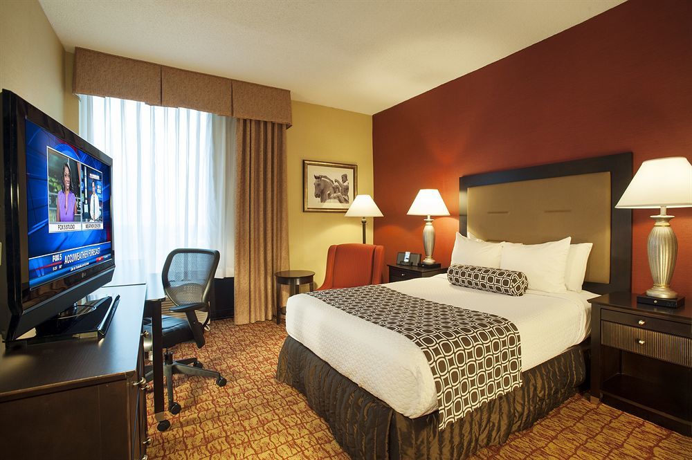 Doubletree By Hilton Mclean Tysons Hotel